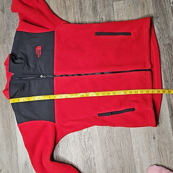 The North Face red and gray Denali zip up fleece - Picture 7 of 9